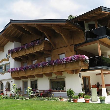 Ferienwohnung Haus Enzian St. Johann im Pongau Exterior foto