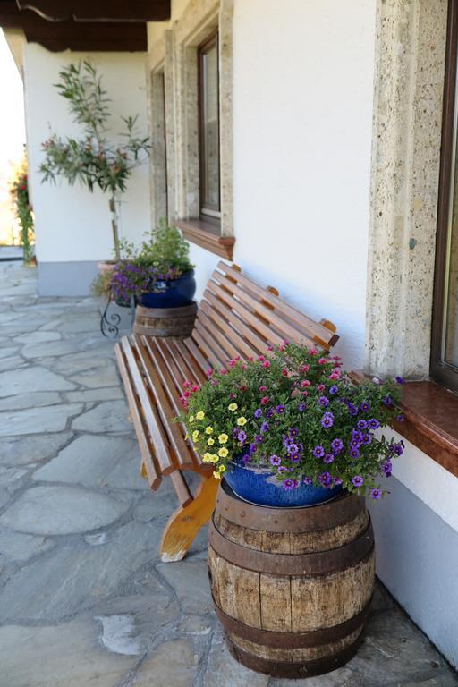 Ferienwohnung Haus Enzian St. Johann im Pongau Exterior foto